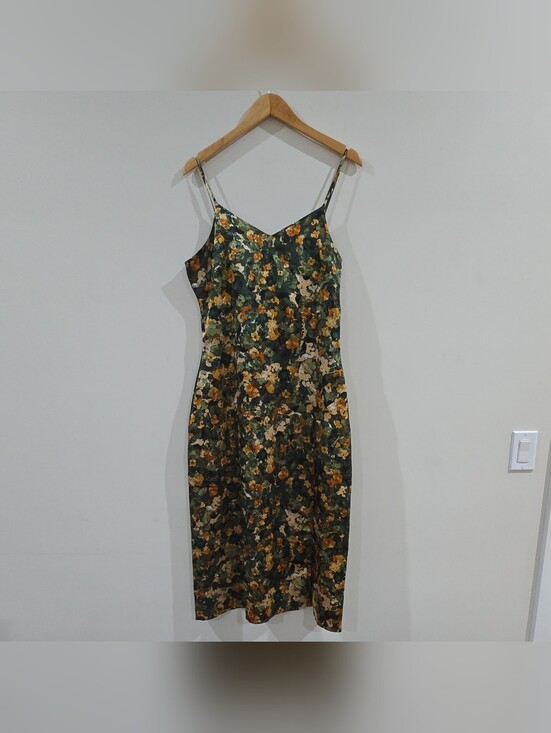 I.N. San Francisco Dresses & Skirts - Floral Summer Satin V-neck Strappy Slip Midi Dress size Large